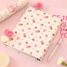 تصویر 1 از کلاسور گل دار مینیمال ساده ثبت نوشته روزمره کارآمد